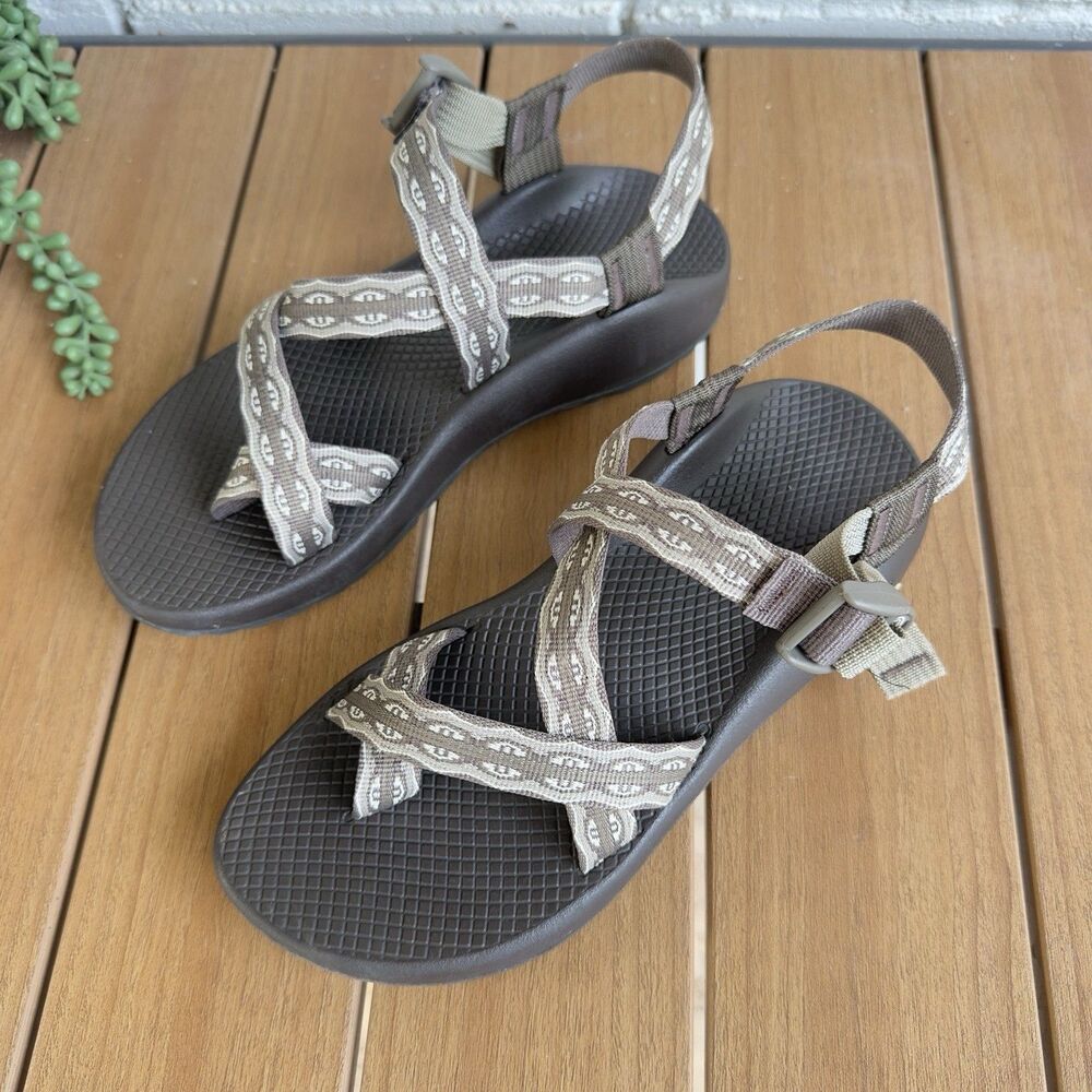 Chaco Z/2 Classic Mayan Bungee Women 8 Brown Hiking Sport Sandals Toe Loop